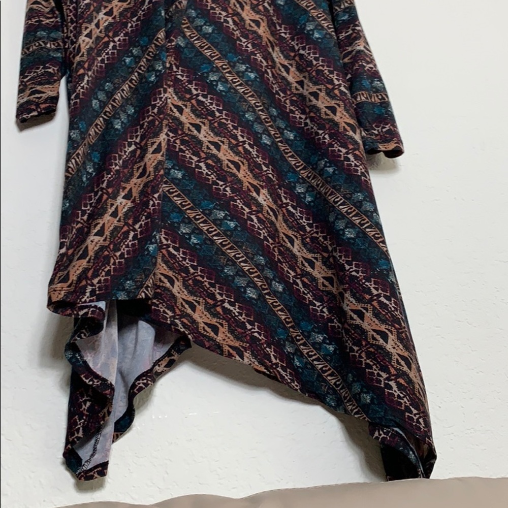 FRENCH LAUNDRY Black Print Asymmetrical Top Plus Size 2X - Picture 11 of 12